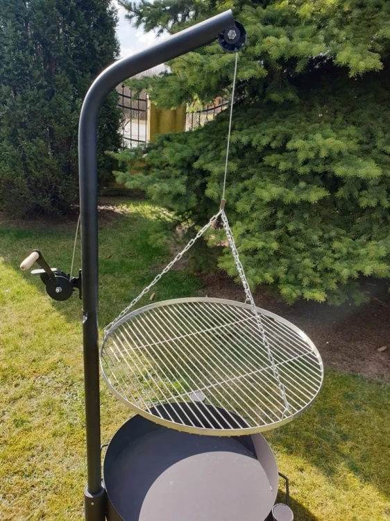 Grill ogrodowy na wysięgniku ruszt plus kociołek