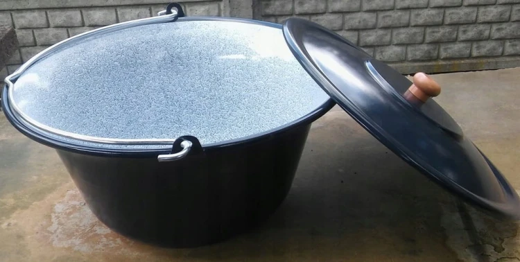 Grill ogrodowy na wysięgniku ruszt plus kociołek